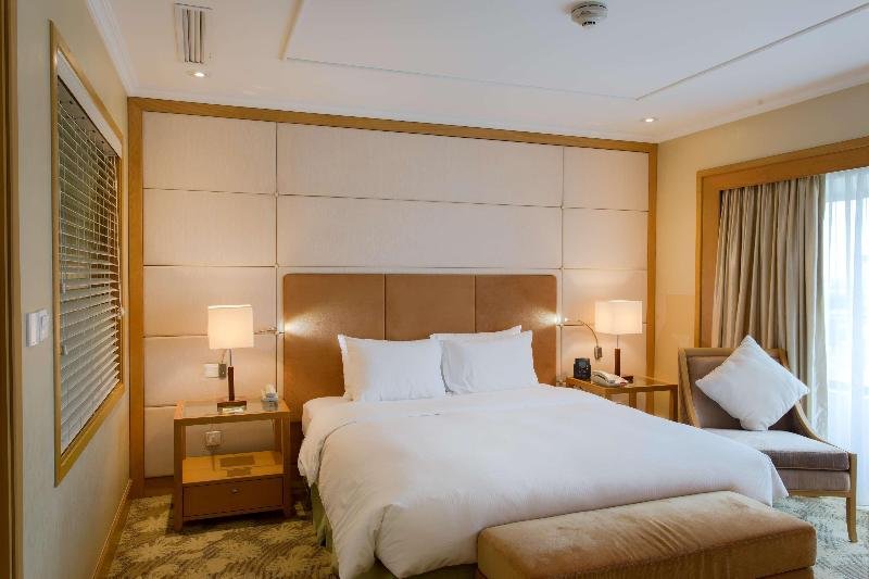 Фото Hilton Garden Inn Hanoi