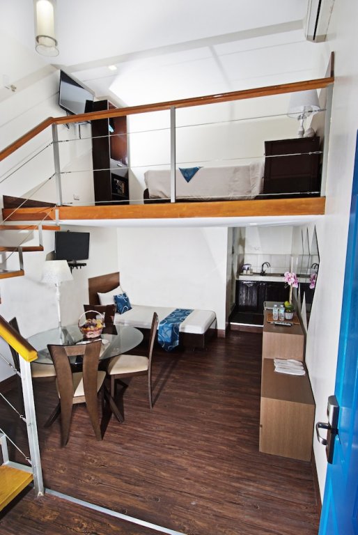 Фото Skyblue Hotel