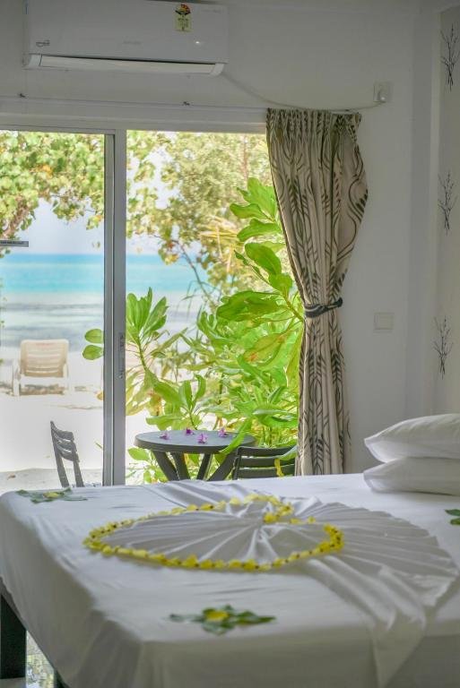 Фото Crown Beach Villas