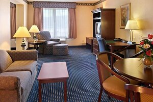 Comfort Inn & Suites Voorhees/Mt. Laurel (United States Route 22), hotel