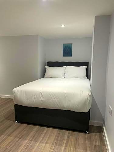 Фото London Plaza Serviced Apartments