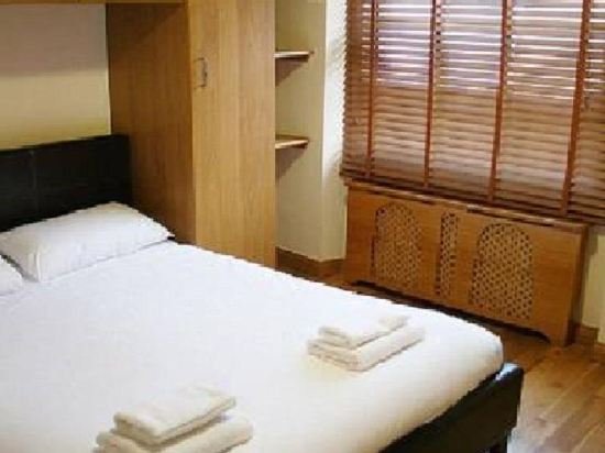 Фото Hyde Park Superior Apartments