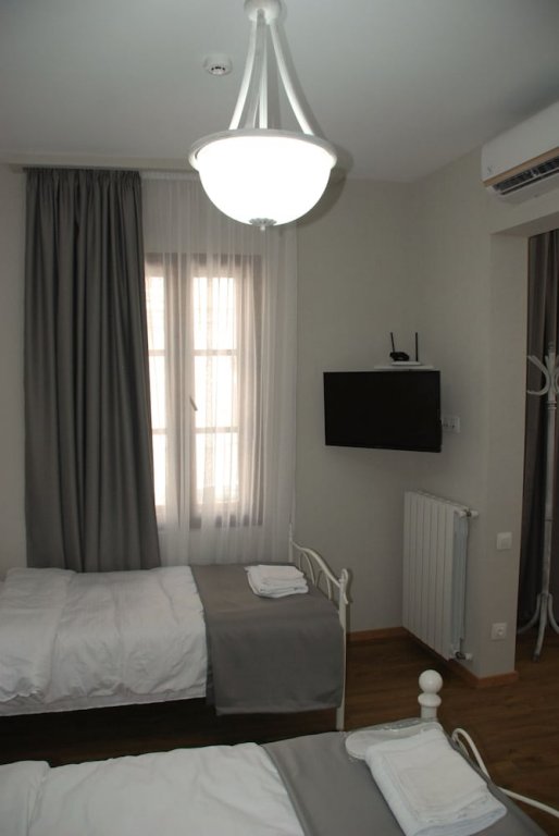 Фото Falcon Apartments Tbilisi