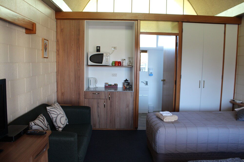 Фото Elmore Lodge Motel