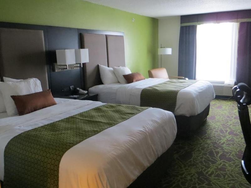 Фото Wingate by Wyndham Panama City Area Lynn Haven