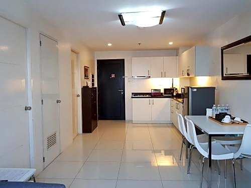 Фото Studio Luxe In Princeton Residences