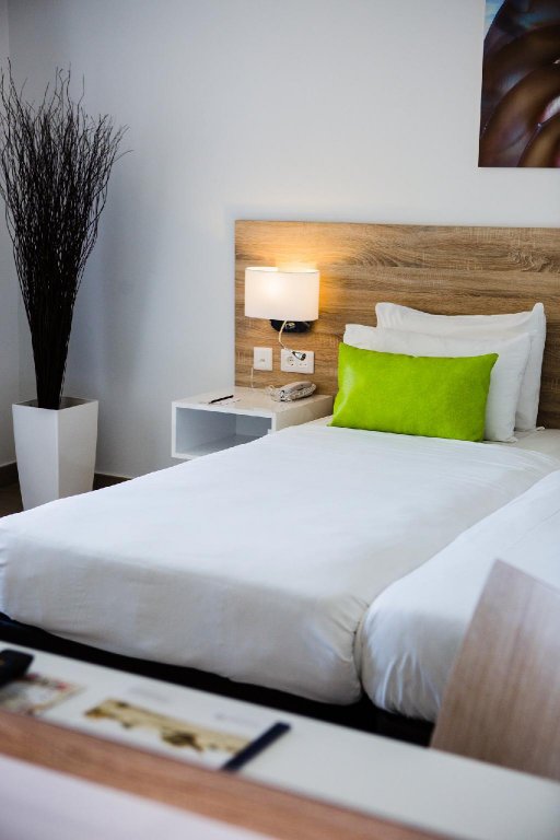 Фото Ax Odycy Hotel