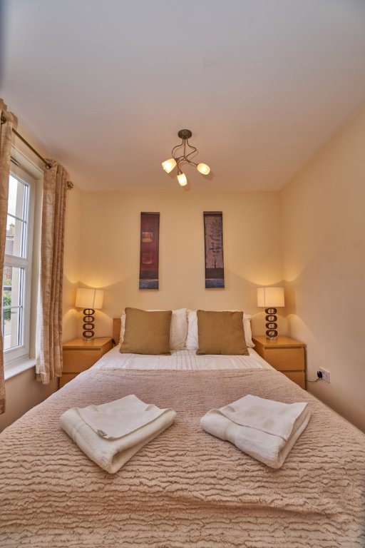 Фото Edinburgh Pearl Apartments - Dalry Gait