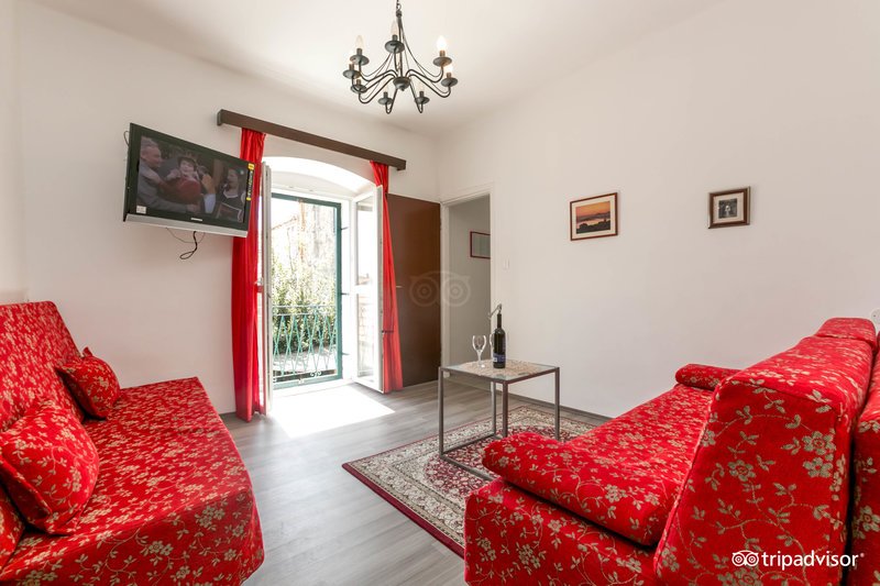 Фото Отель Garden Hotel