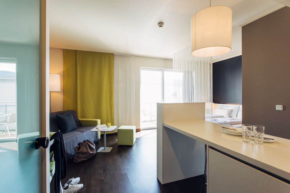 Фото Harry’s Home Hotel & Apartments