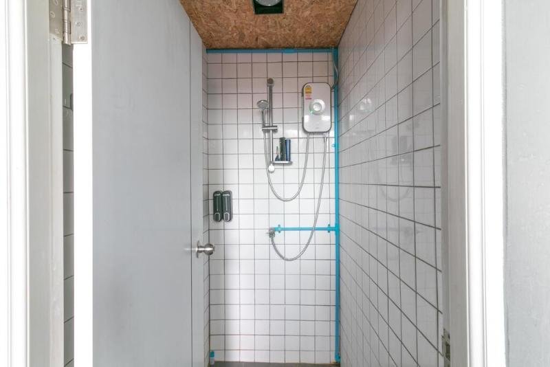 Фото Zhelter'BKK - Hostel