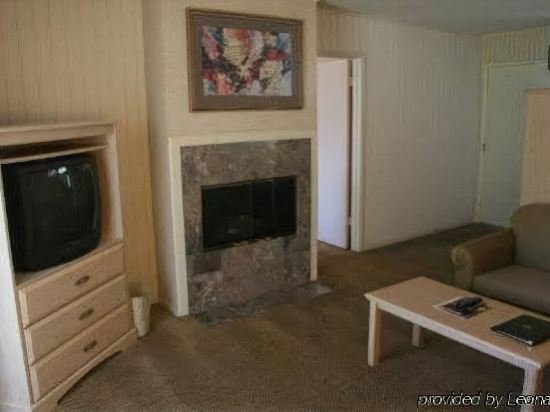 Фото Los Gatos Lodge