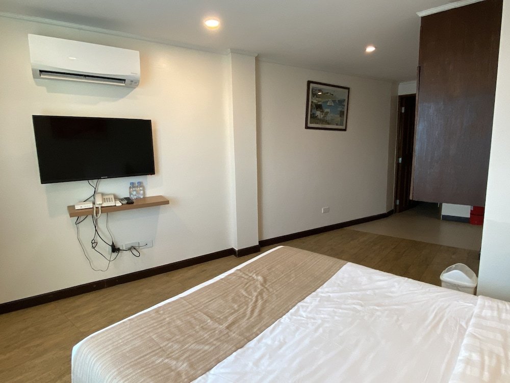 Фото Lakeview Suites by Cocotel