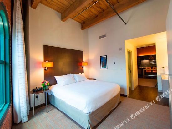 Фото Residence Inn by Marriott Boston Downtown/Seaport