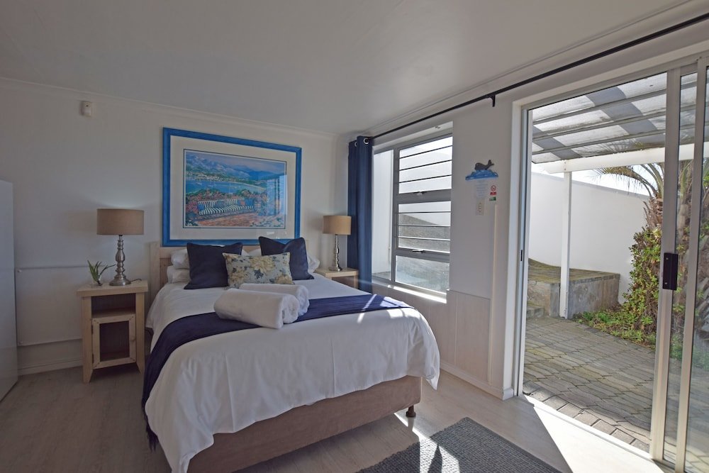 Фото Pikkewyntjie Cottage