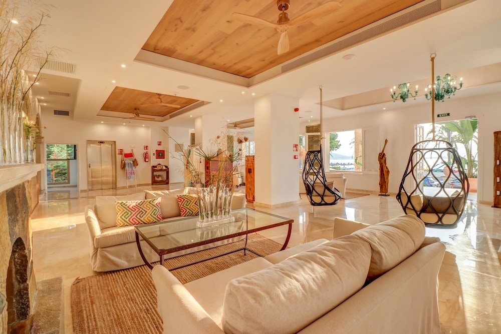 Фото Hoposa Pollentia - Adults Only