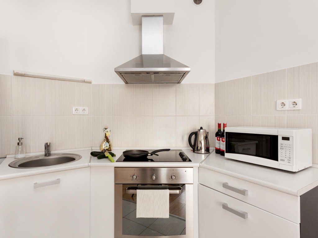 Фото Corvin Plaza Apartments and Suites