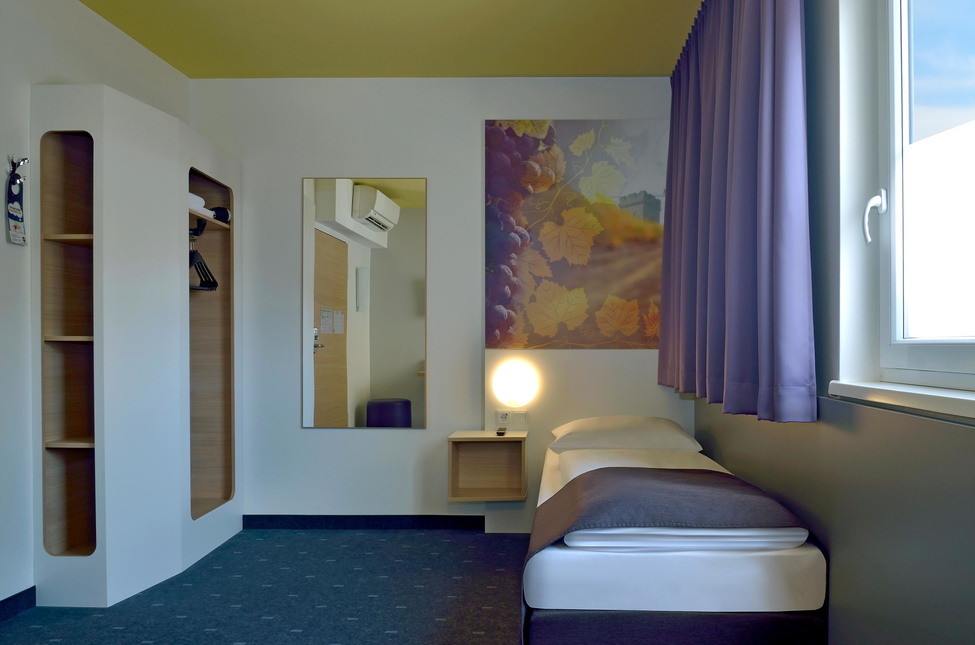 Фото B&b Hotel Heilbronn