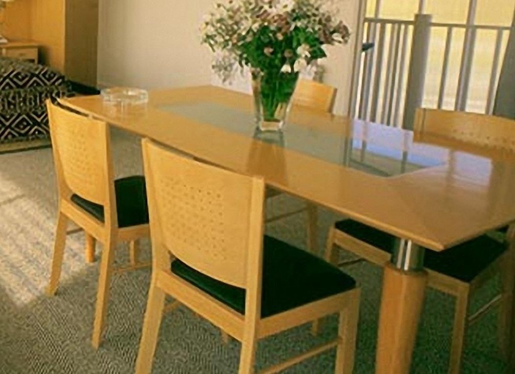 Фото Urbana Suites