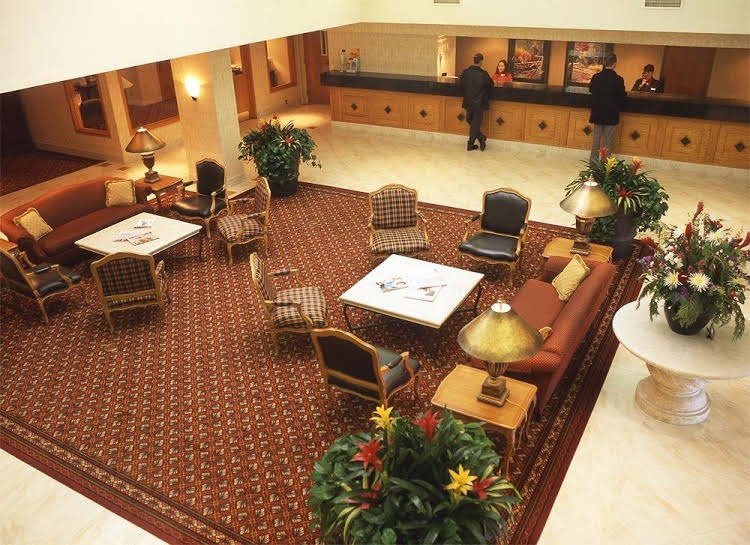 Фото Hotel Fort Wayne