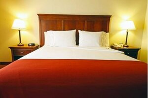 Holiday Inn Express and Suites Turlock (California, County of Stanislaus, Turlock), hotel