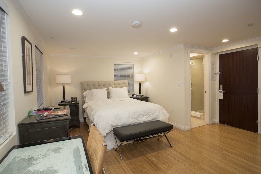 Фото Bricco Suites