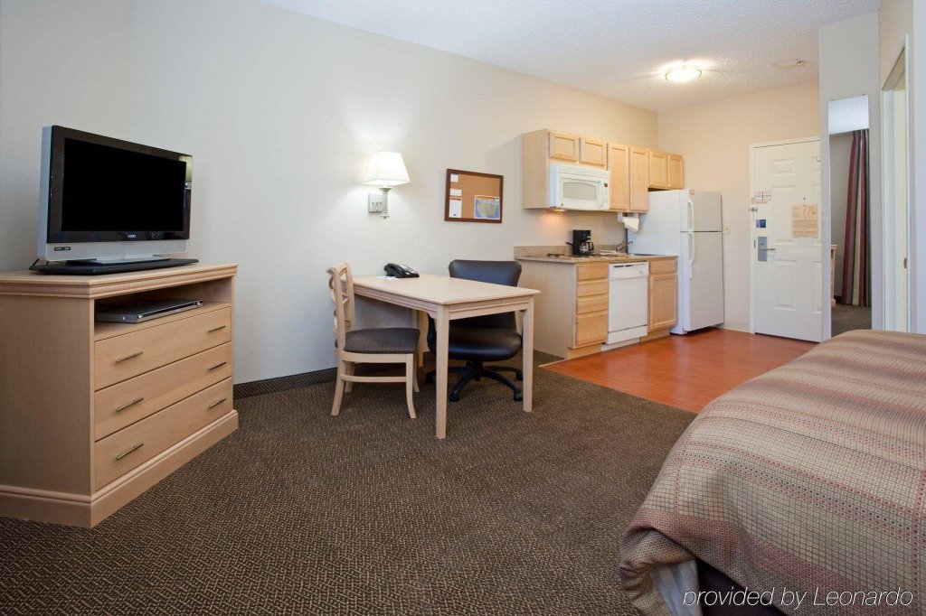 Фото Quality Inn & Suites Denver South Park Meadows Area