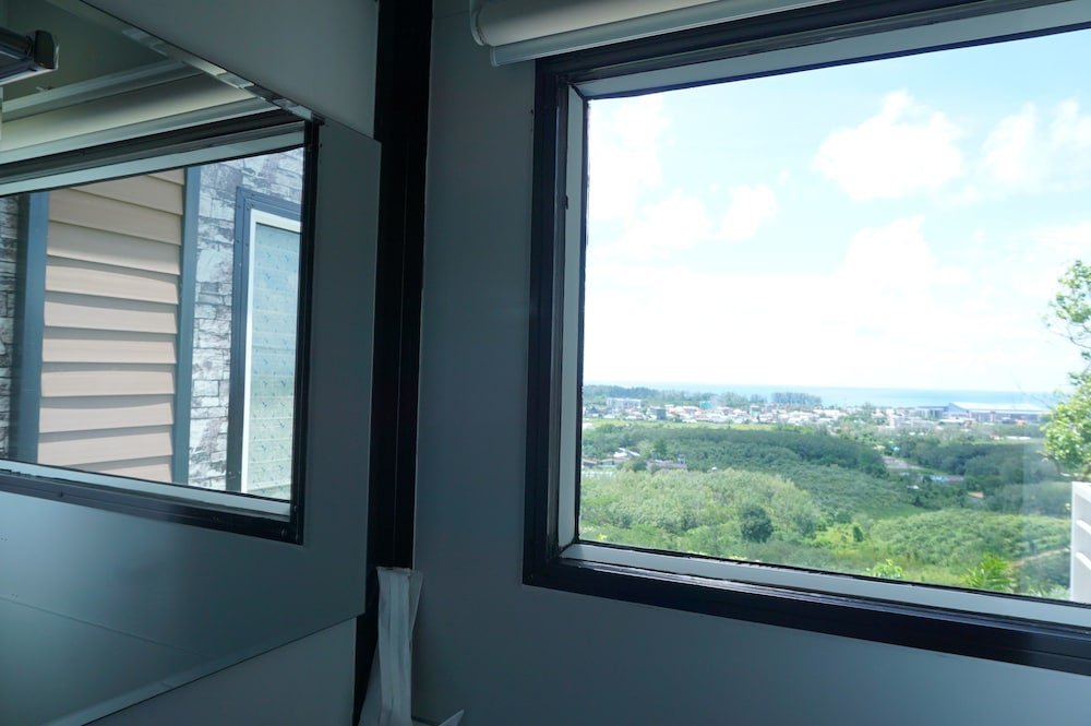 Фото Happy Mountain Airport Resort