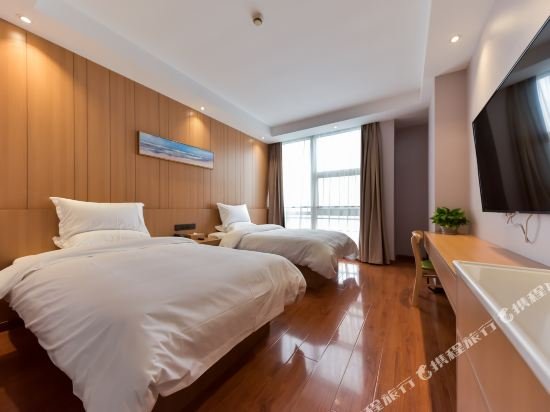 Фото Starway Hotel Hongqiao Junction Center Branch