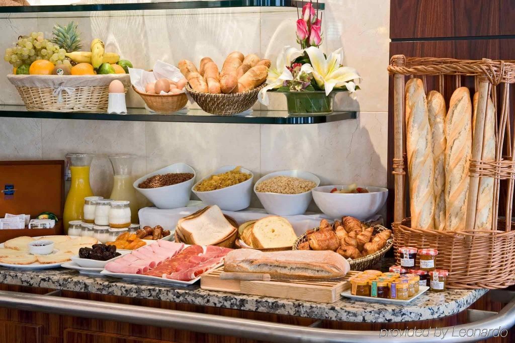 Фото Mercure Biarritz Centre Plaza