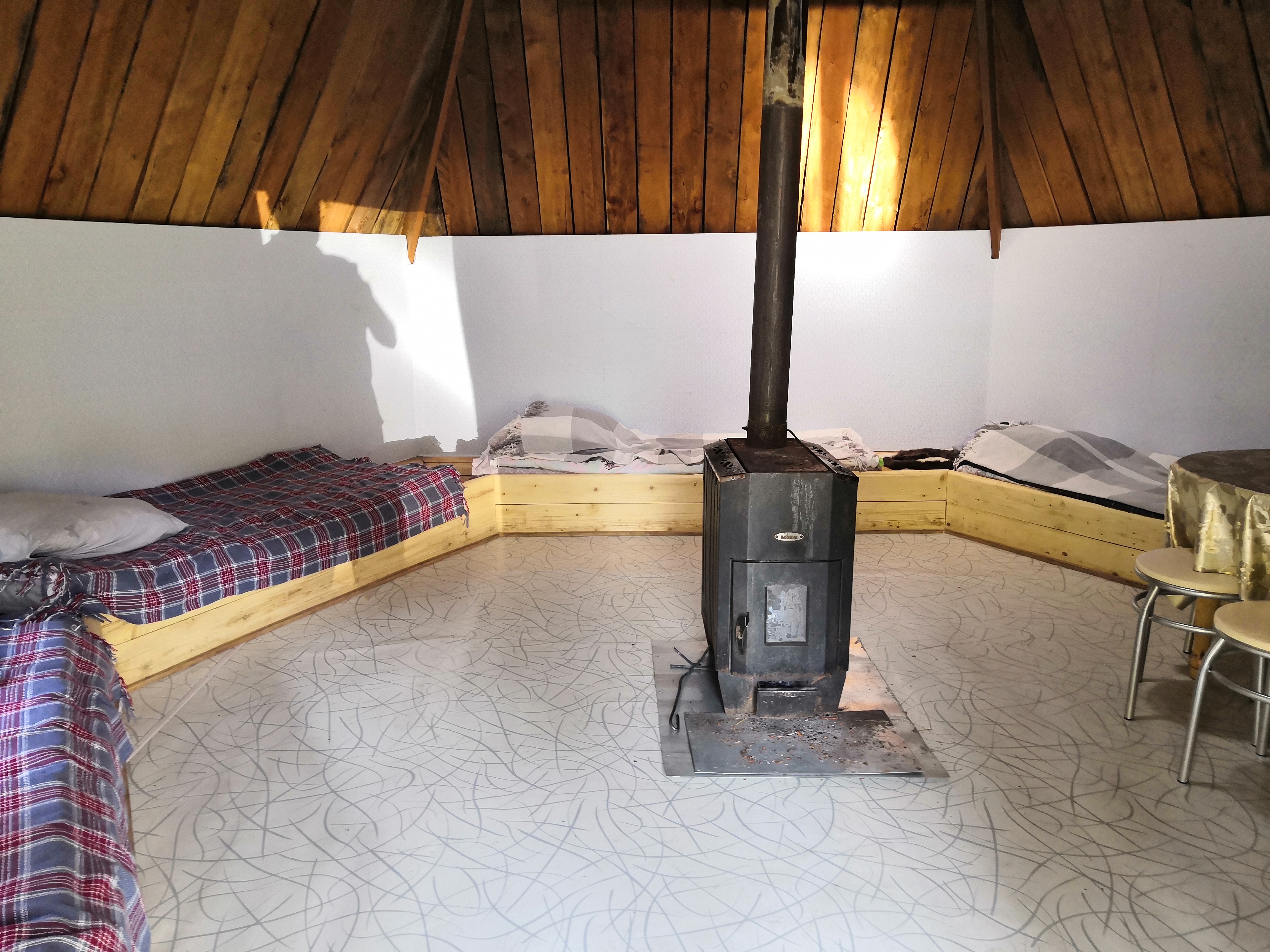 Фото Эркелей