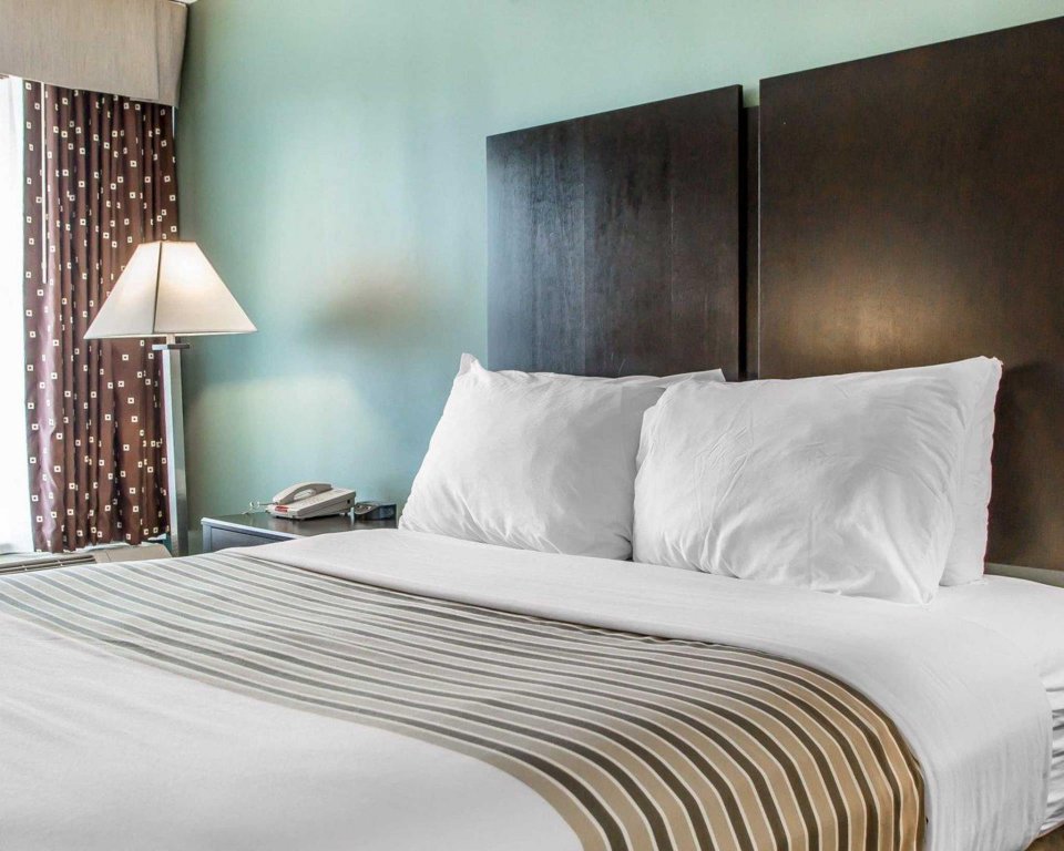 Фото Super 8 by Wyndham Meadowlands