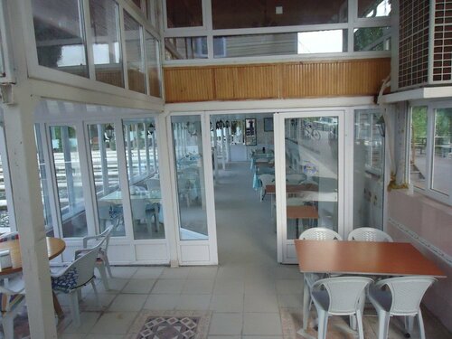 Гостиница Alanlar Alabalik ve Otel в Агласуне