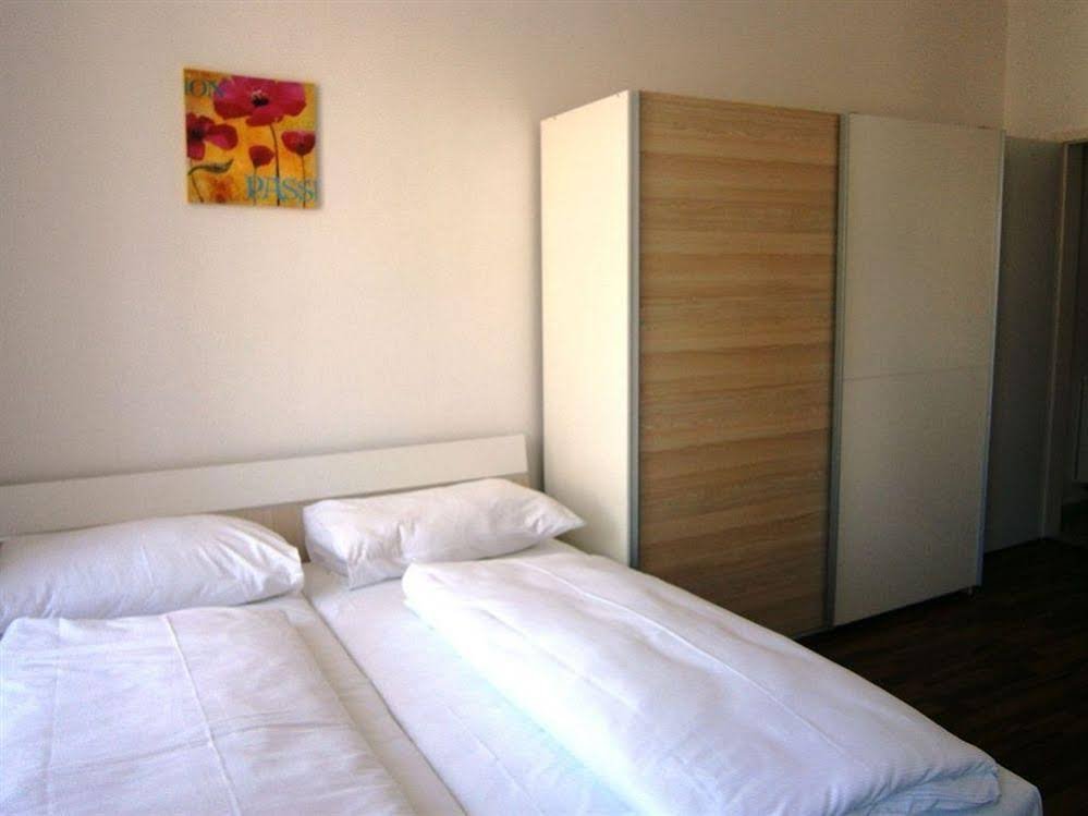 Фото Vienna Star Apartments Troststrasse