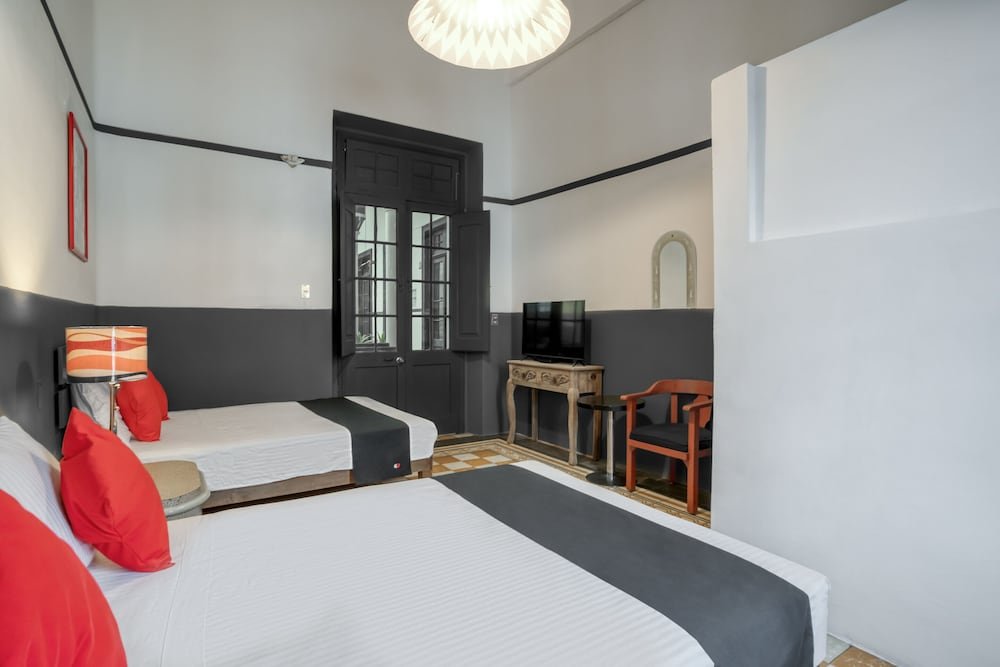 Фото Central Downtown Guadalajara