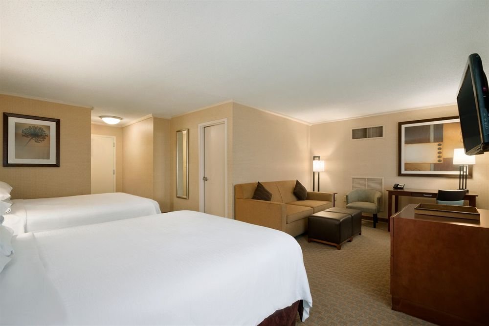 Фото Embassy Suites Baltimore-Downtown