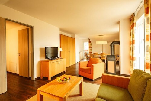 Гостиница Swiss Holiday Park