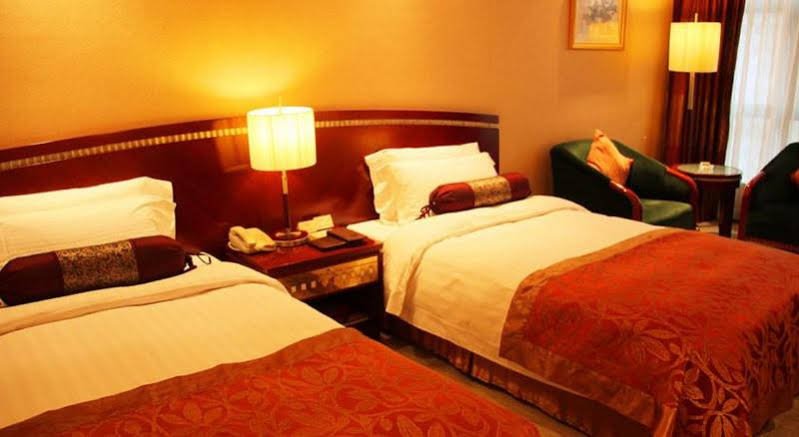 Фото Pine City Hotel