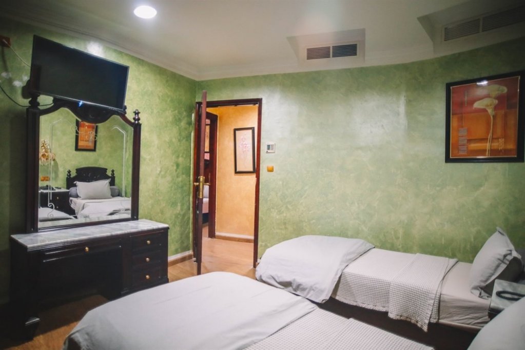 Фото Hotel Ville des Roses