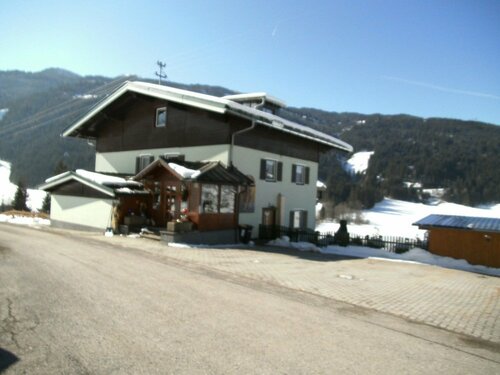 Гостиница Gästehaus Zum Tauern