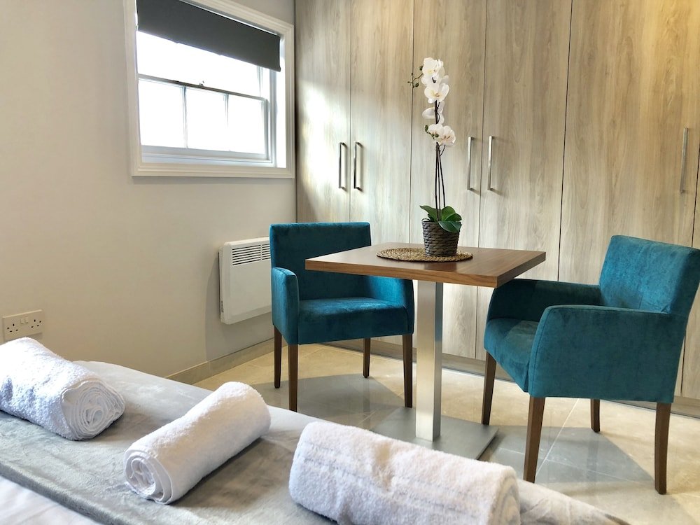 Фото Chic Apt in the heart of Camden by City Stay London