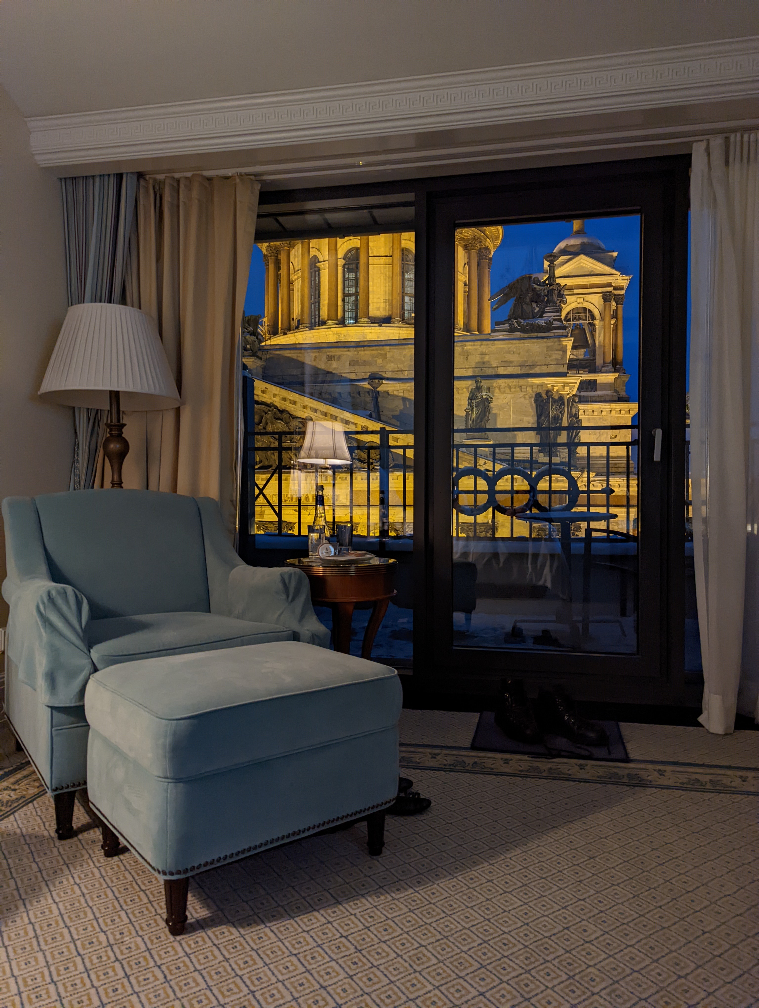 Фото Four Seasons Lion Palace St. Petersburg