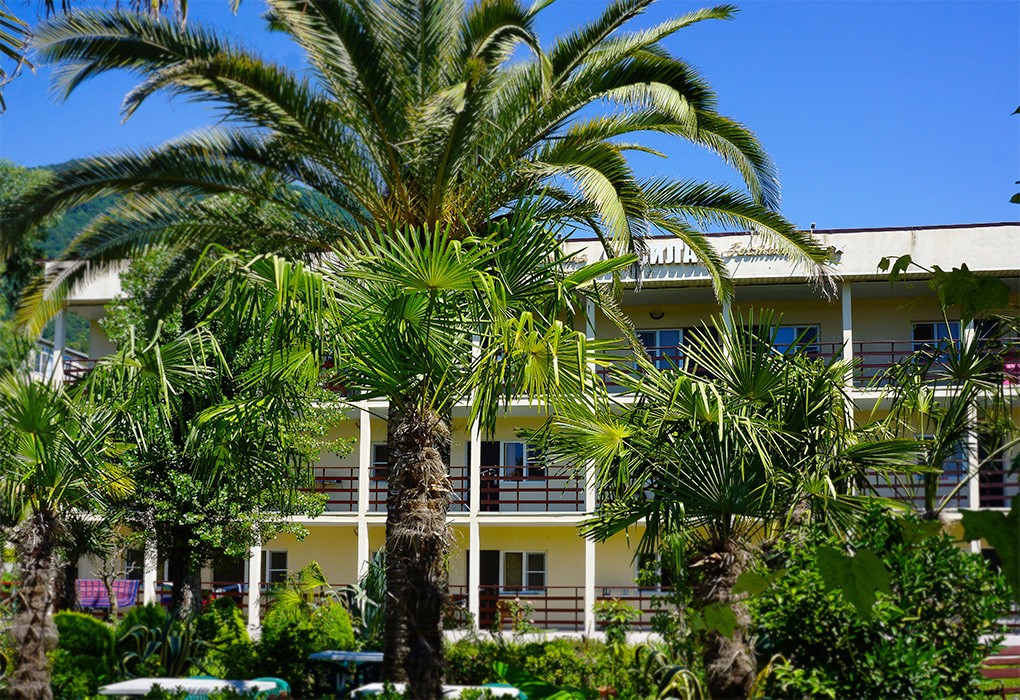 Фото отеля 2