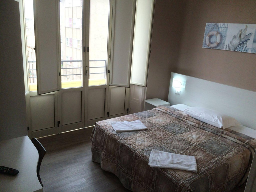 Фото Hotel Kennedy