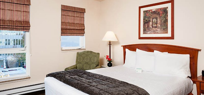 Фото Mediterranean Inn