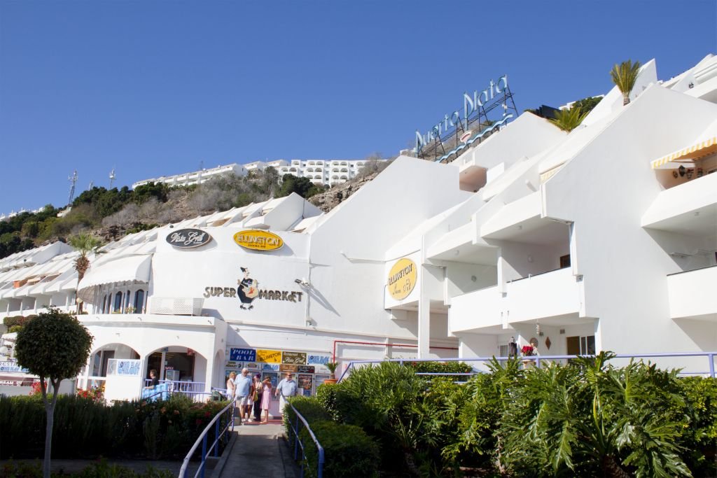 Фото отеля 1