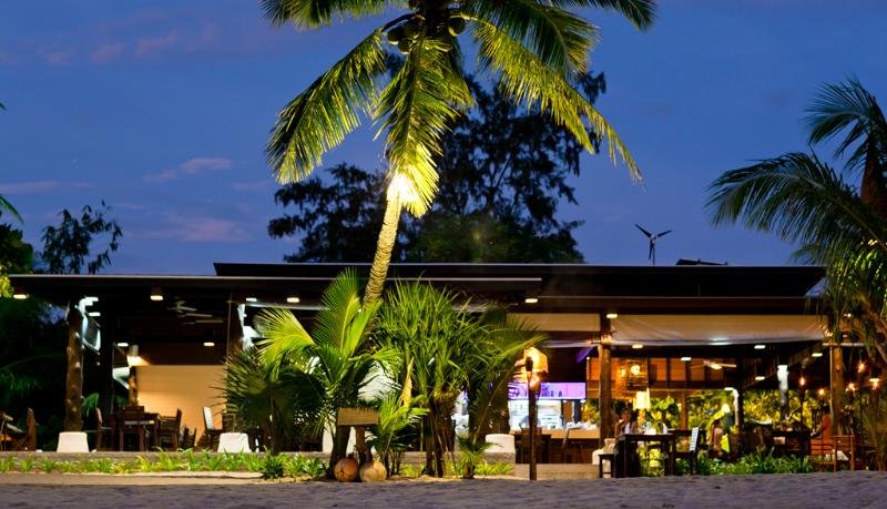 Фото C&n Kho Khao Beach Resort