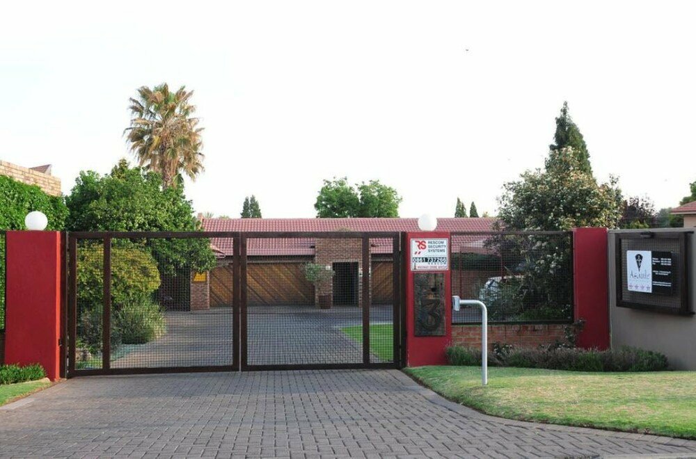 Hotel Asante Guest House, Earth, photo