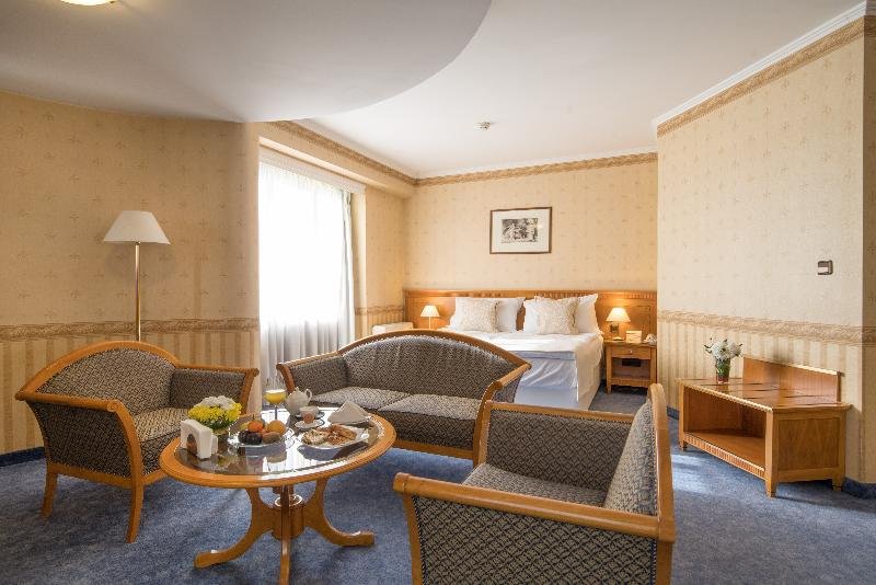 Фото Hotel Downtown