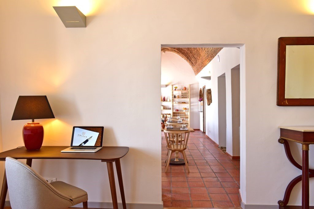 Фото Noble House Essence Évora by Unlock Hotels